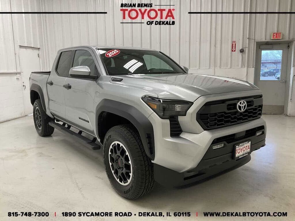 2025 TOYOTA Tacoma