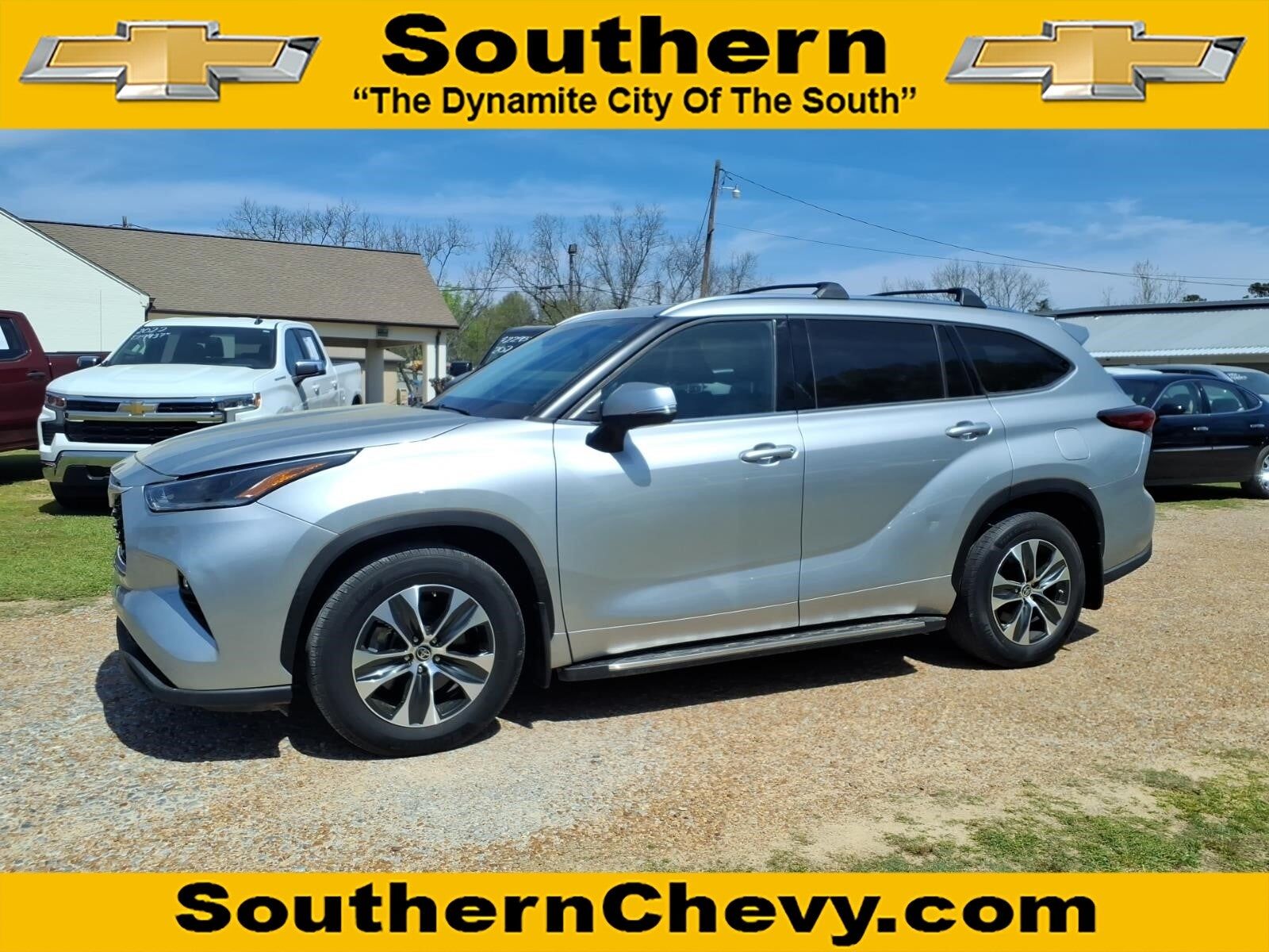 2021 TOYOTA Highlander