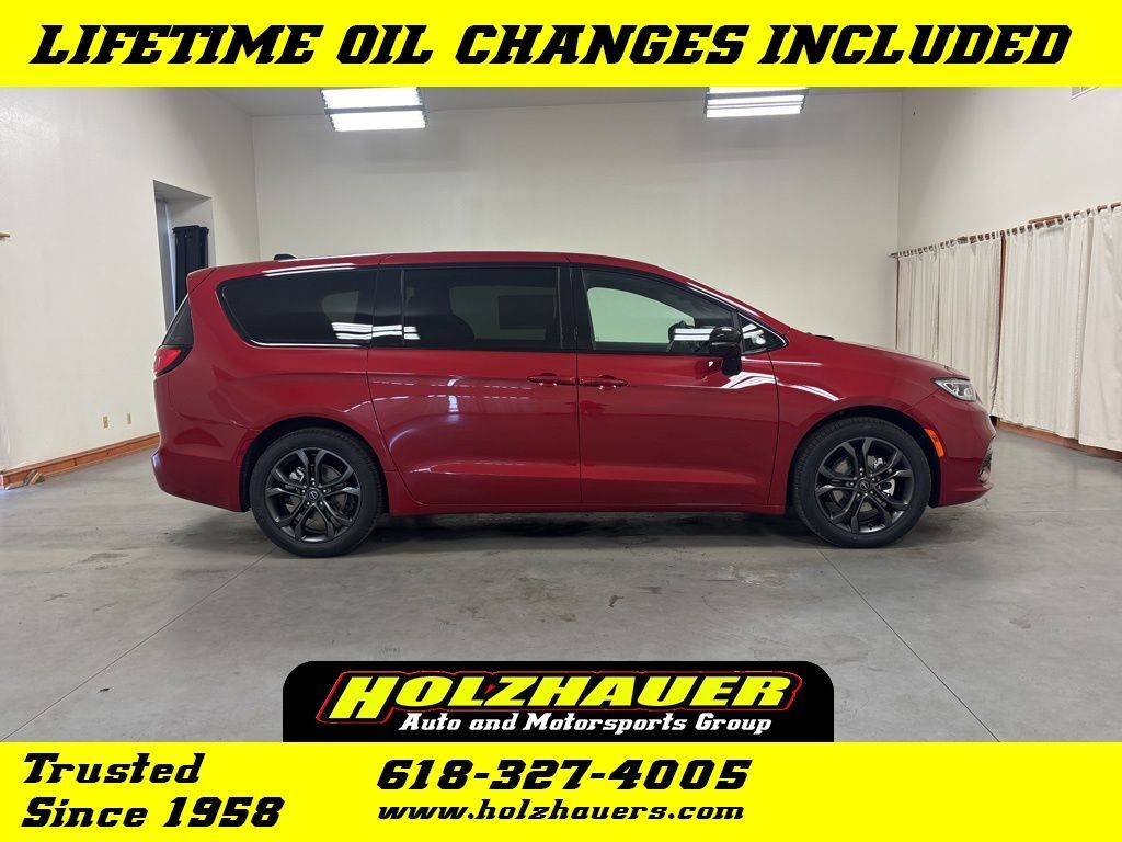 2026 CHRYSLER Pacifica