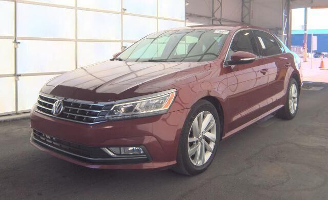 2018 VOLKSWAGEN Passat