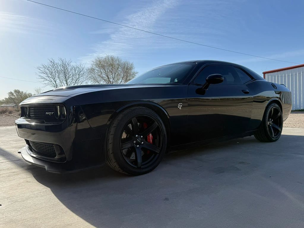 2017 DODGE Challenger