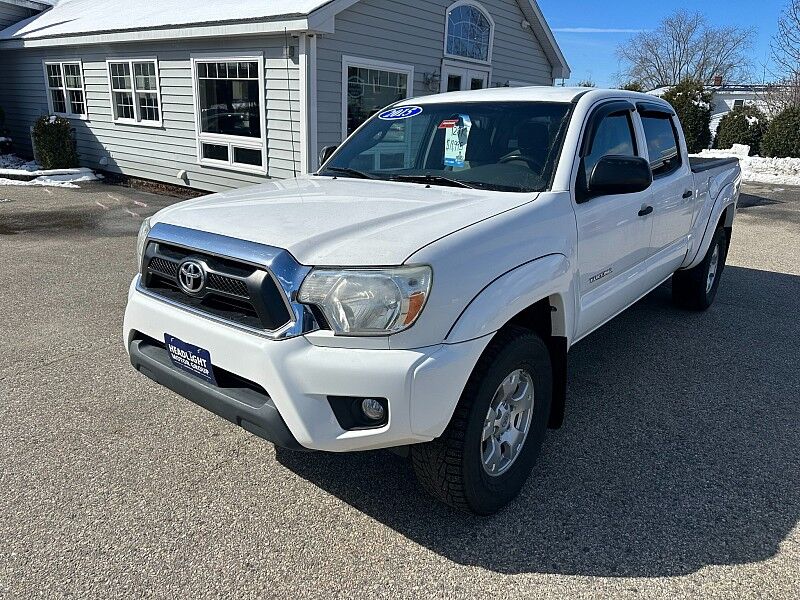 2015 TOYOTA Tacoma