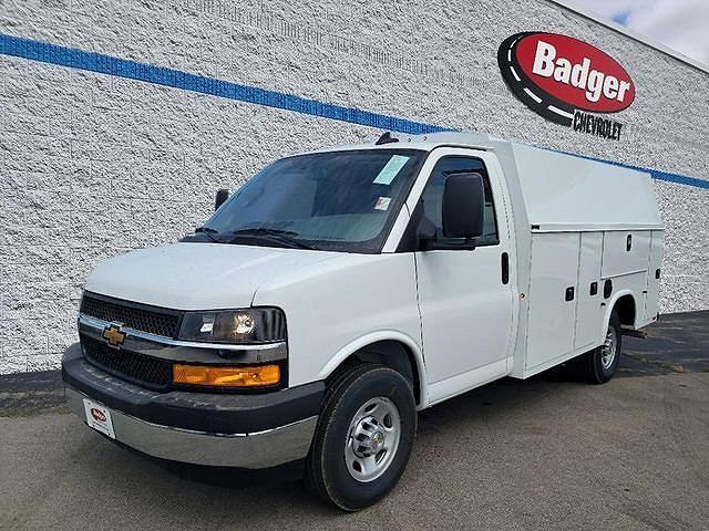 2025 CHEVROLET Express