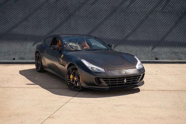2018 FERRARI GTC4Lusso