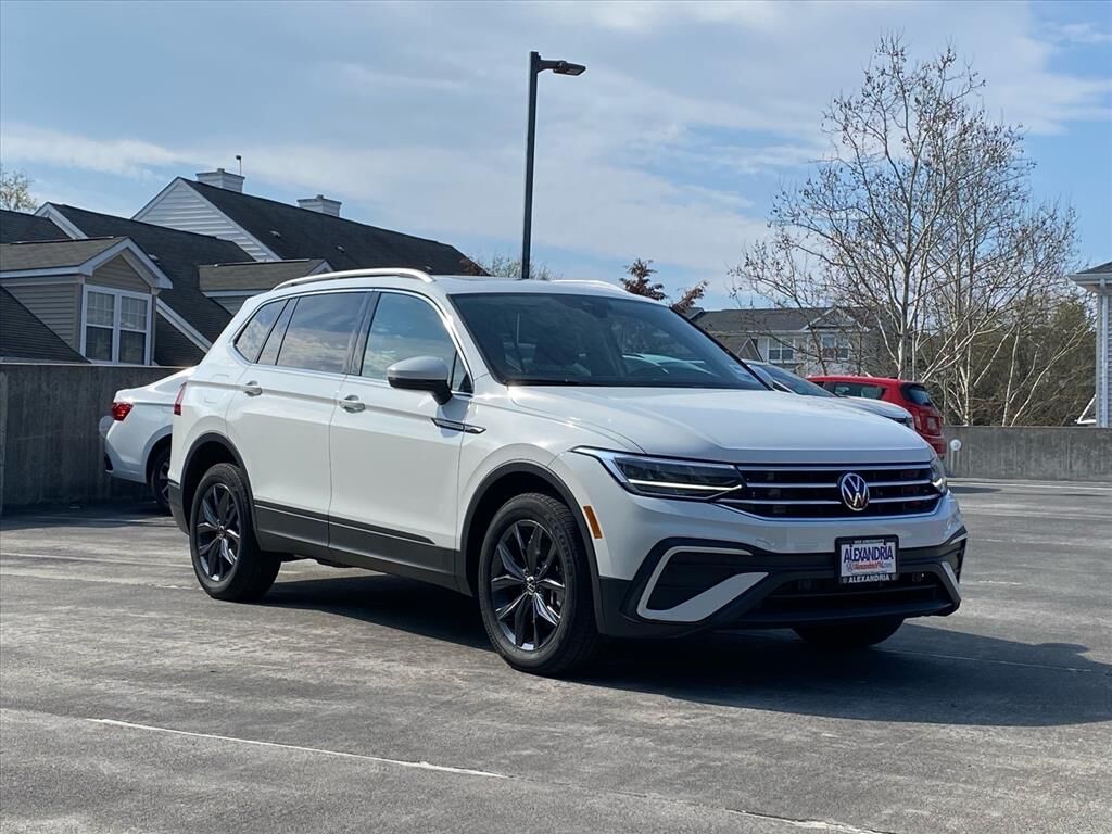 2022 VOLKSWAGEN Tiguan