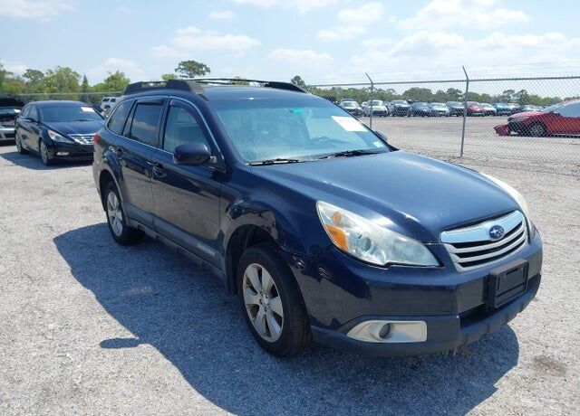2012 SUBARU Outback
