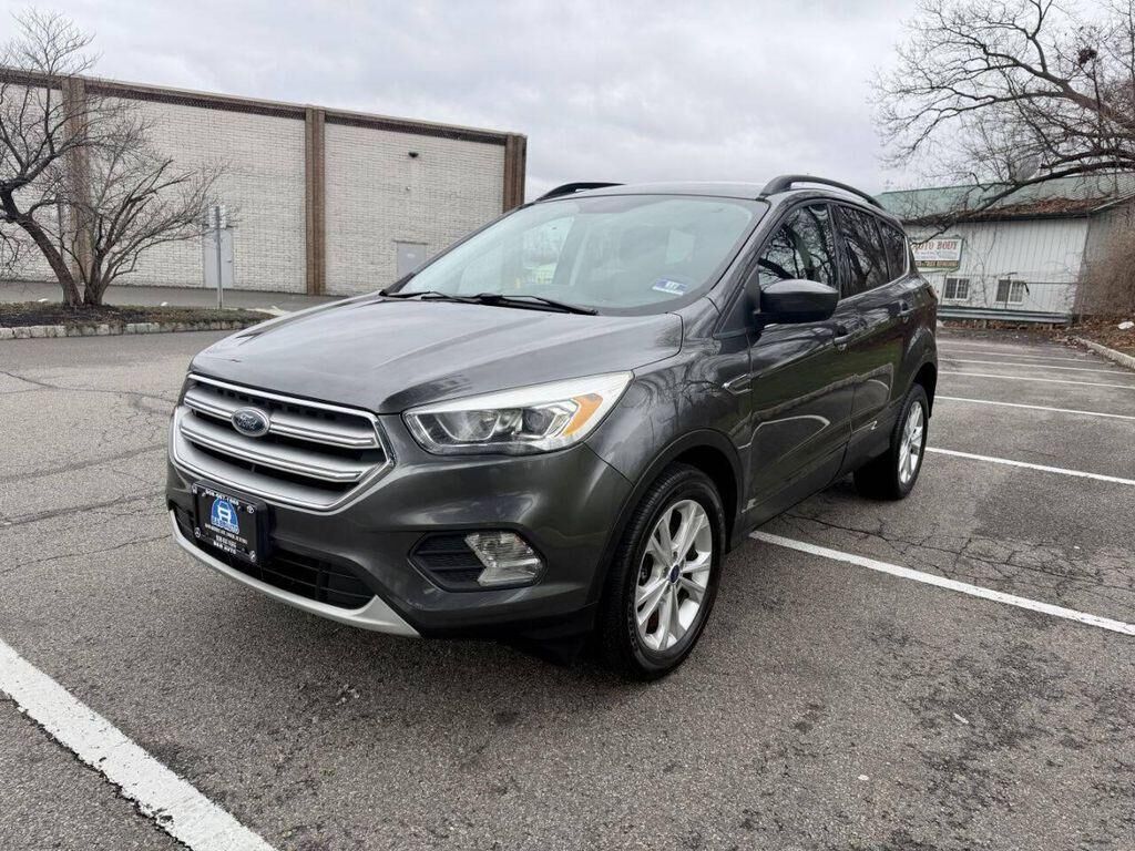 2017 FORD Escape