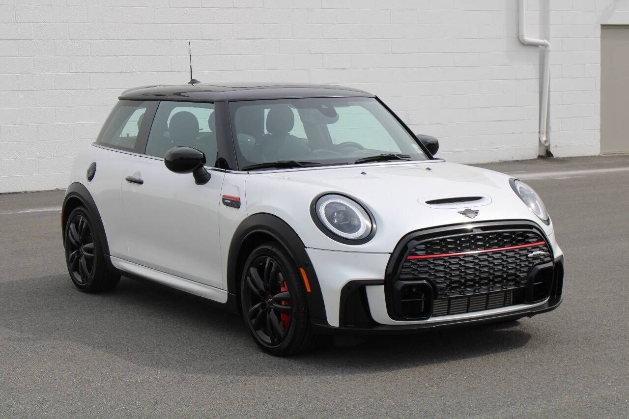 2023 MINI Hardtop