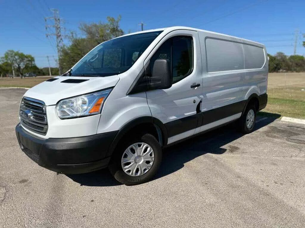2019 FORD Transit