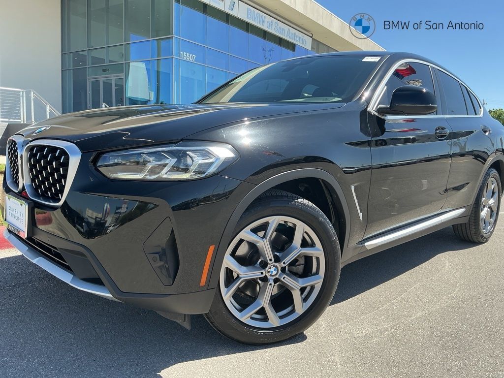 2023 BMW X4