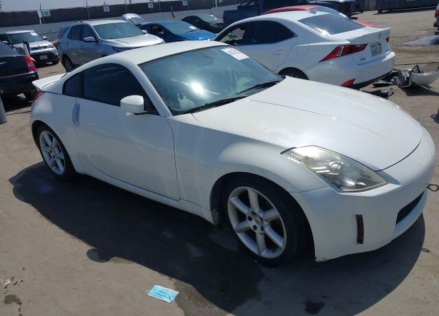 2004 NISSAN 350Z