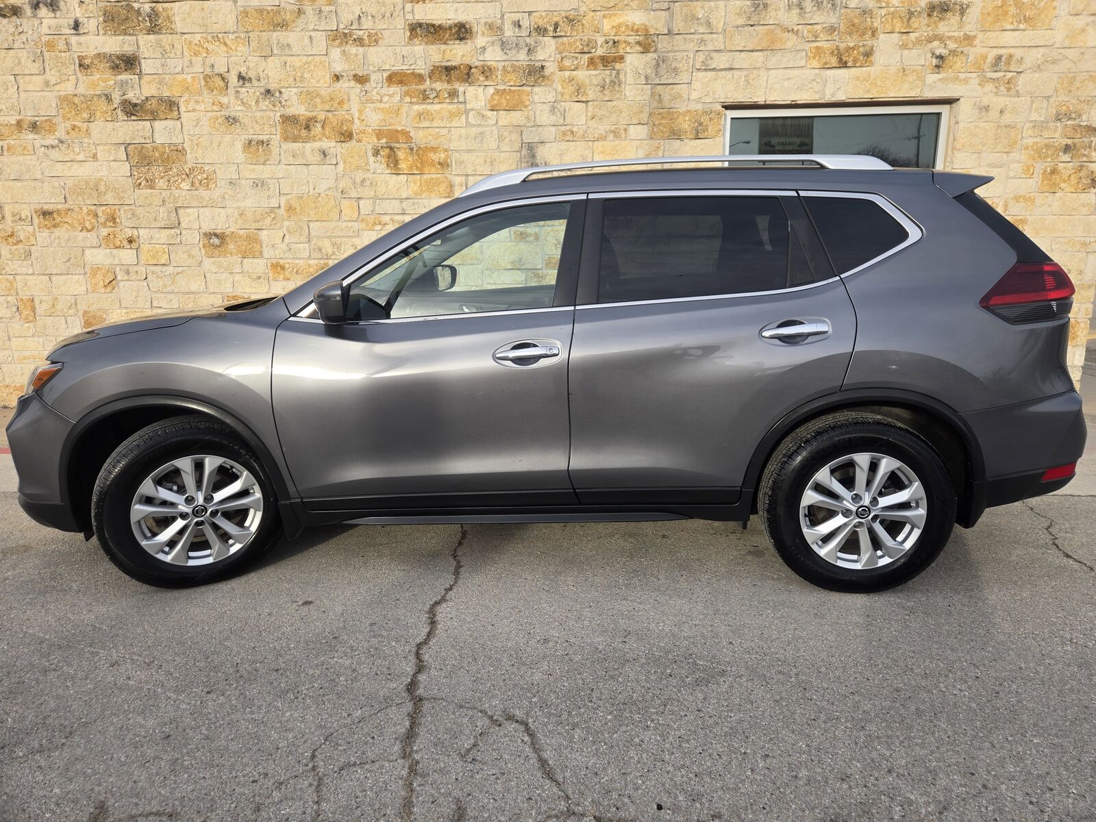2018 NISSAN Rogue