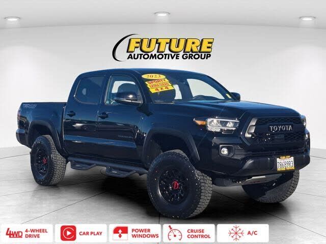 2023 TOYOTA Tacoma