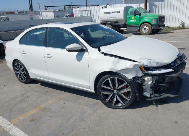 2014 VOLKSWAGEN Jetta