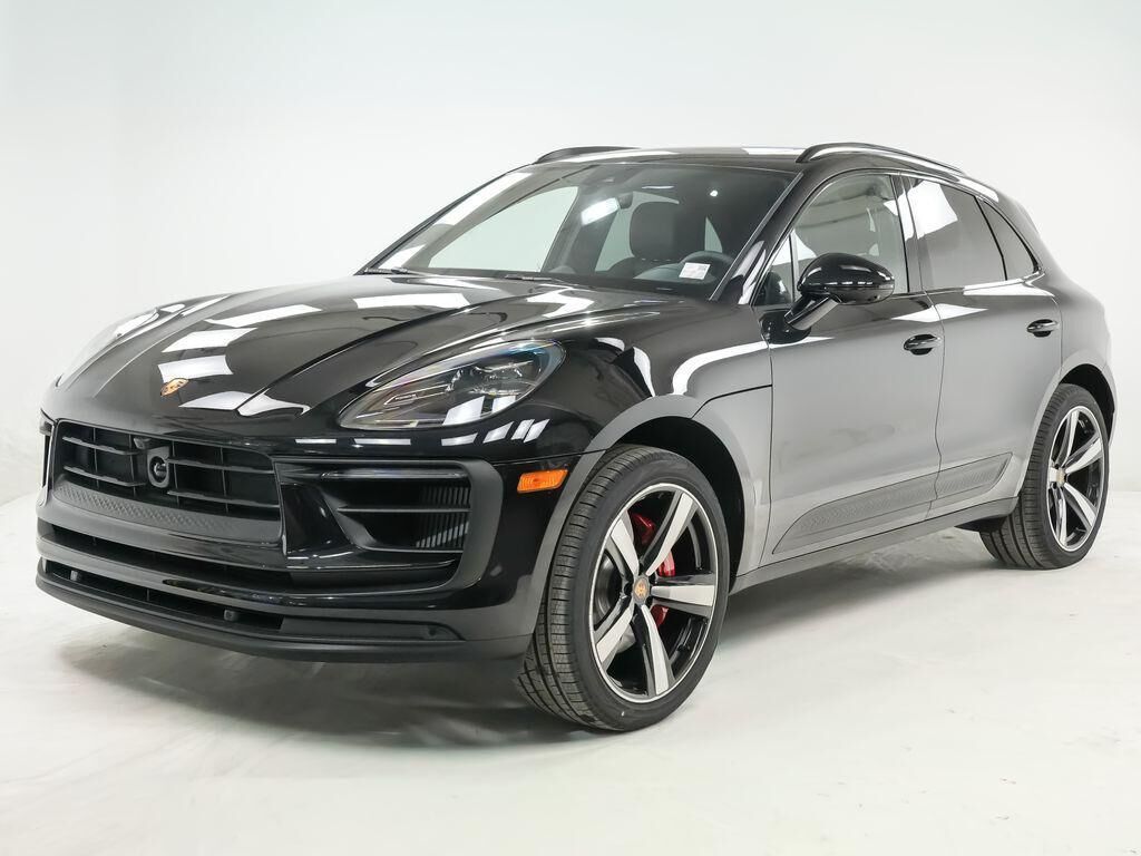 2026 PORSCHE Macan