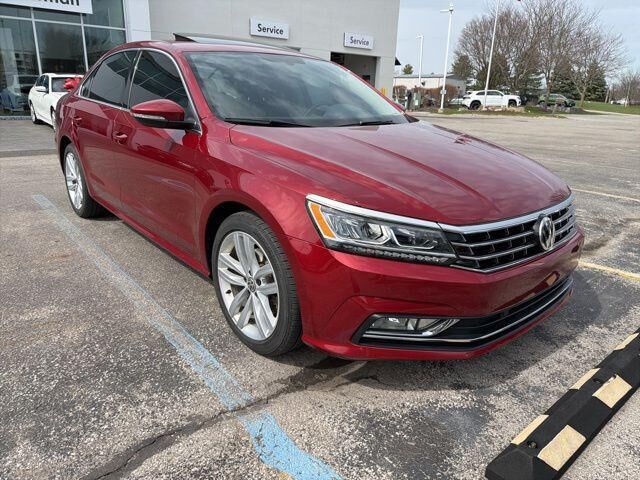 2018 VOLKSWAGEN Passat