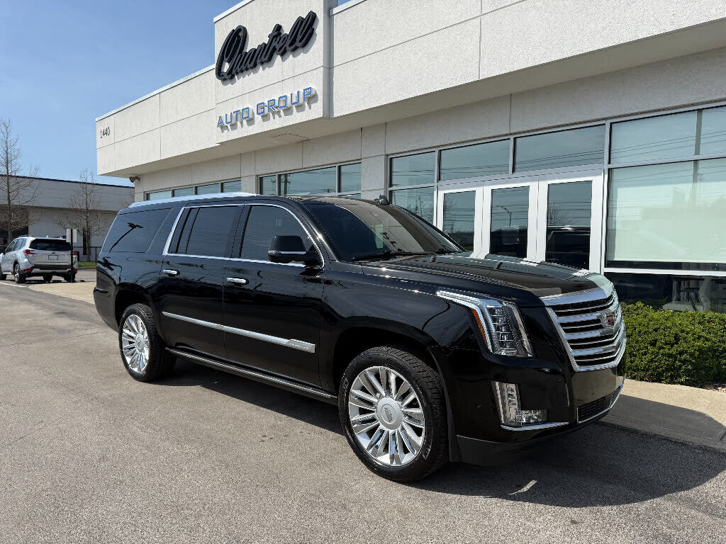2019 CADILLAC Escalade ESV