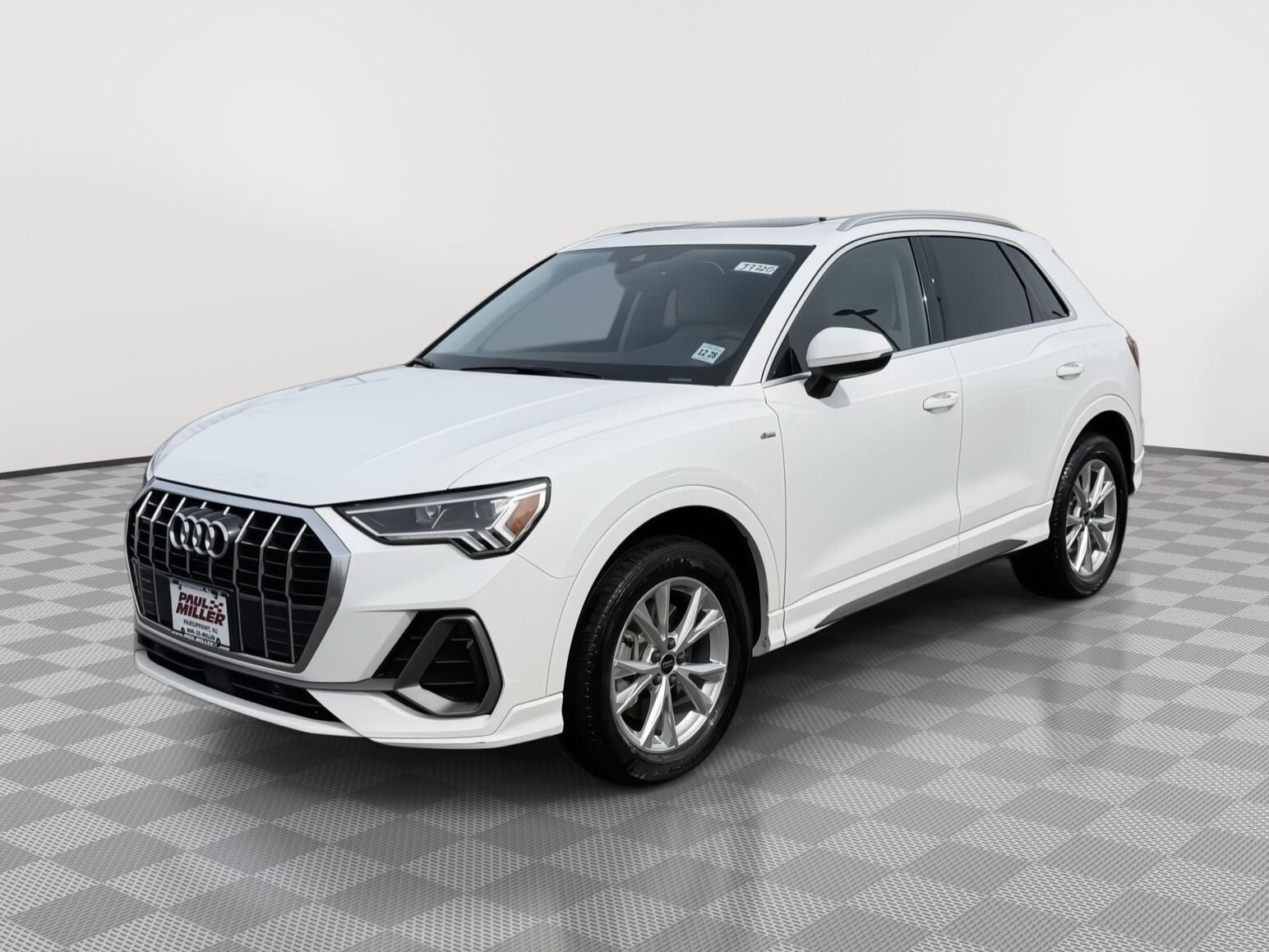 2024 AUDI Q3