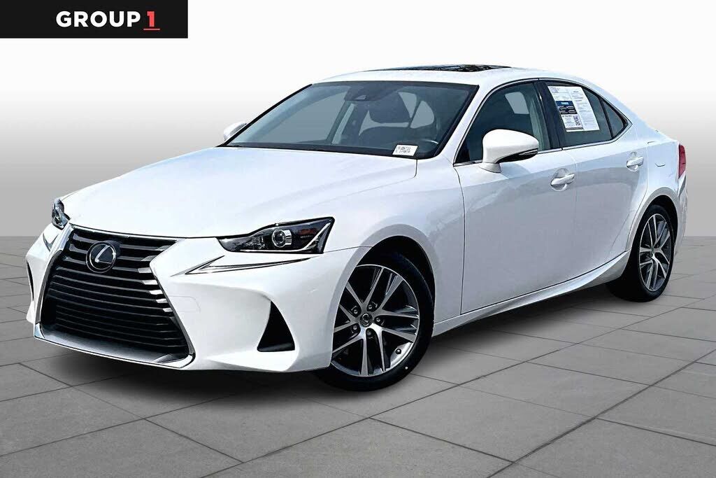 2020 LEXUS IS