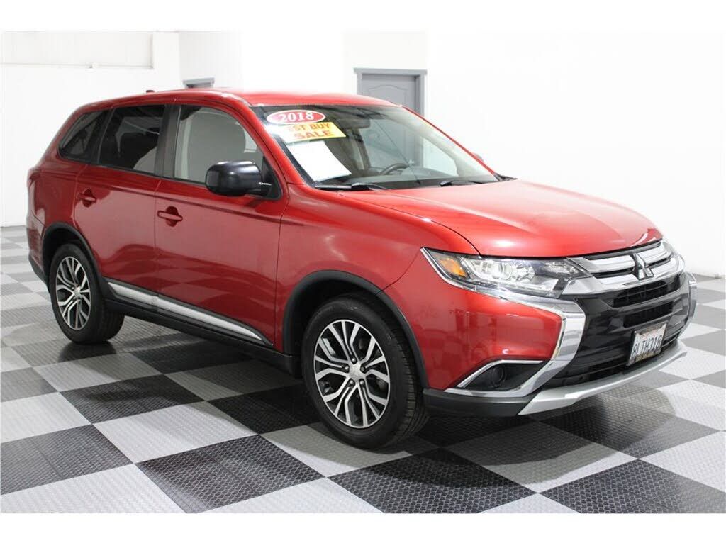 2018 MITSUBISHI Outlander