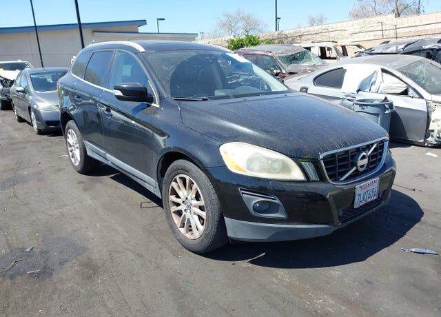 2010 VOLVO XC60