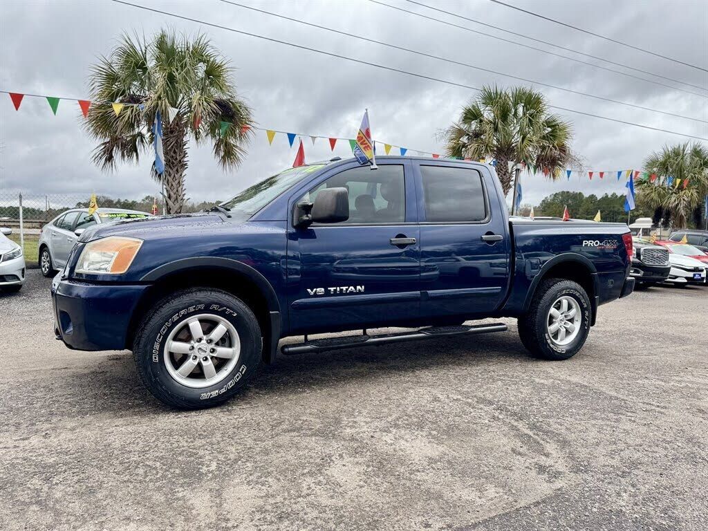 2012 NISSAN Titan