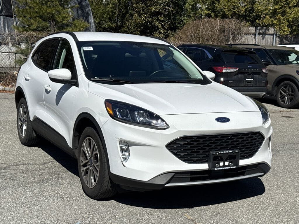 2022 FORD Escape