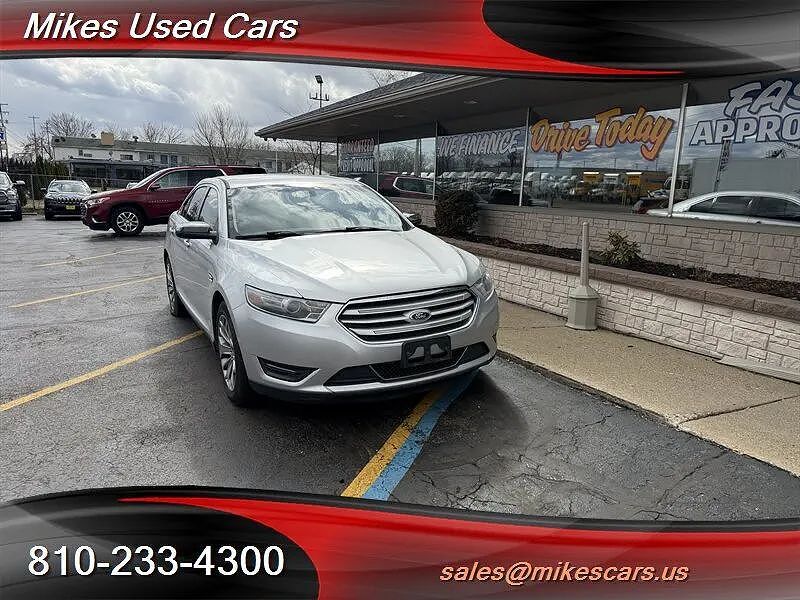 2013 FORD Taurus