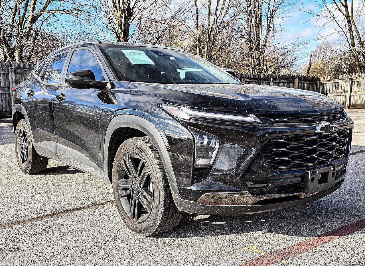 2025 CHEVROLET Trax