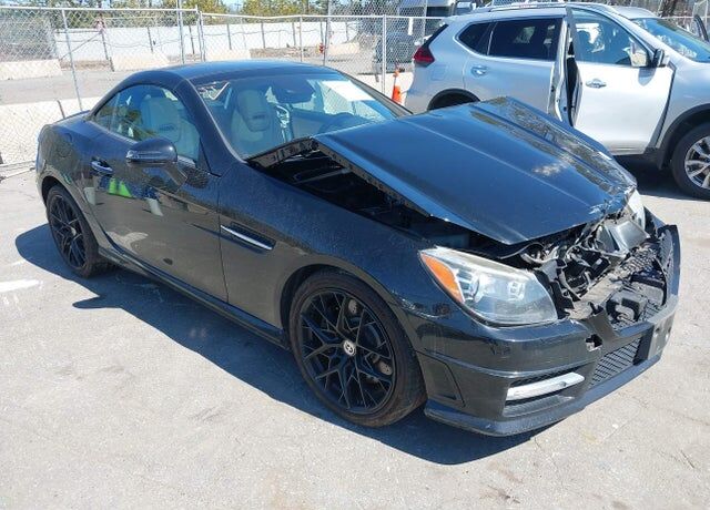 2013 MERCEDES-BENZ SLK-Class