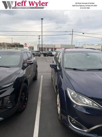 2019 CHRYSLER Pacifica