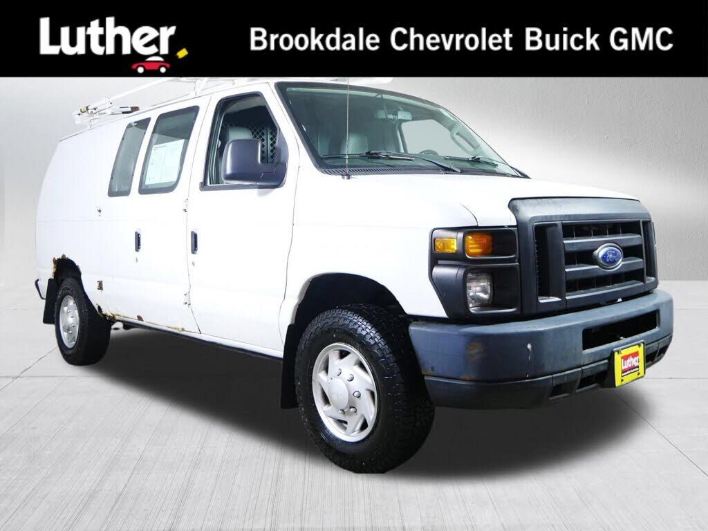 2013 FORD E-350
