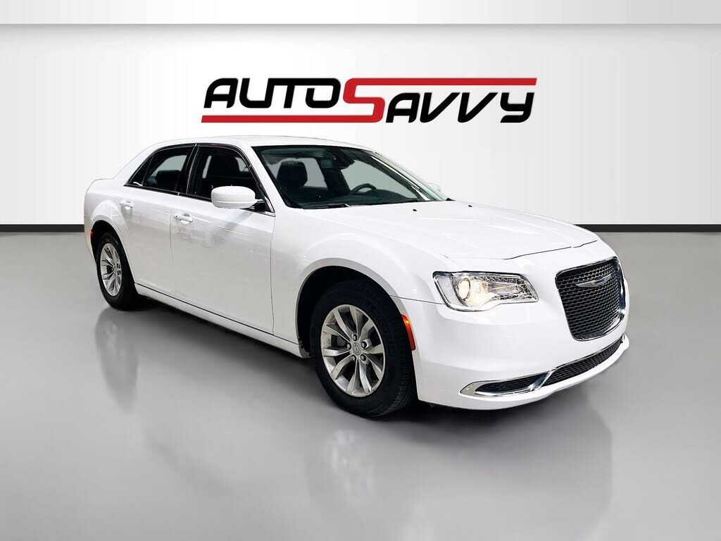 2023 CHRYSLER 300