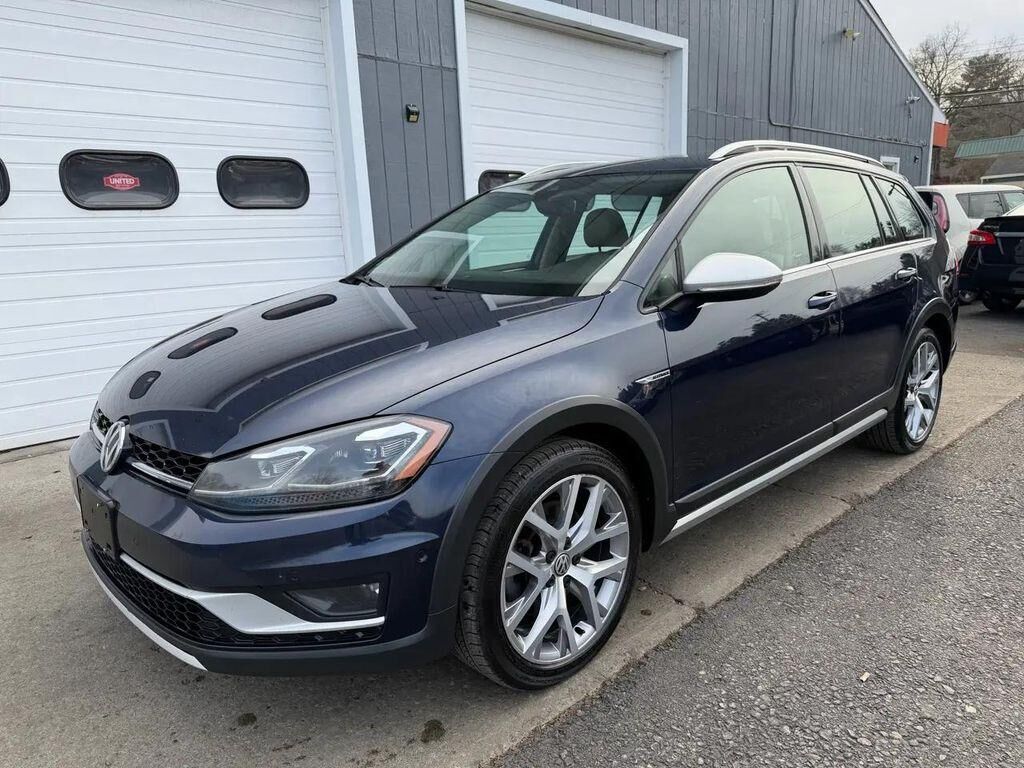 2019 VOLKSWAGEN Golf Alltrack
