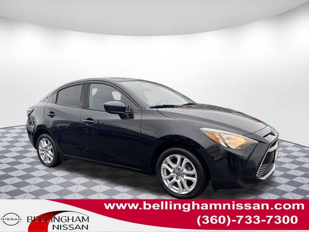2017 TOYOTA Yaris