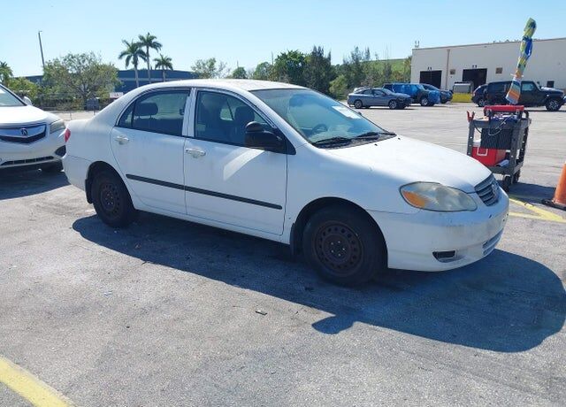 2004 TOYOTA Corolla