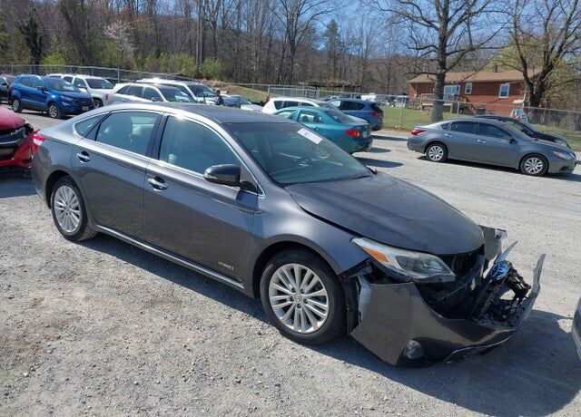 2014 TOYOTA Avalon