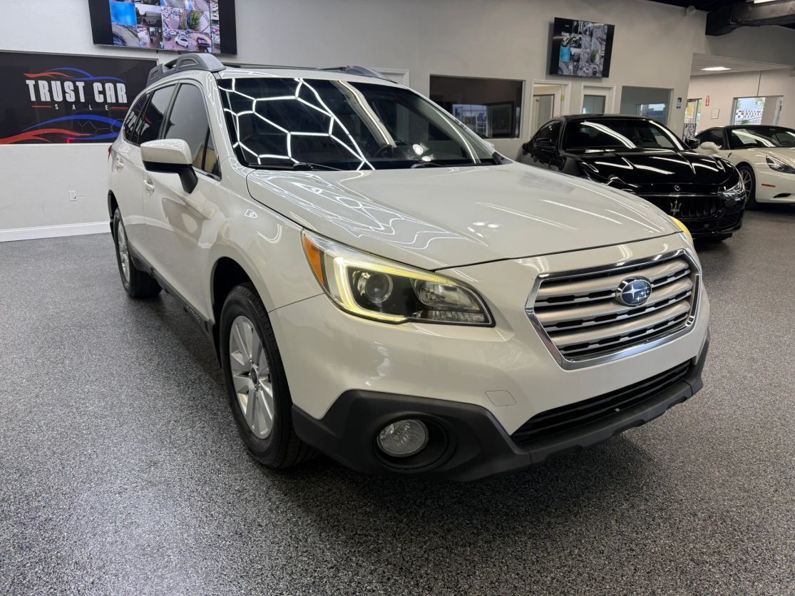 2015 SUBARU Outback