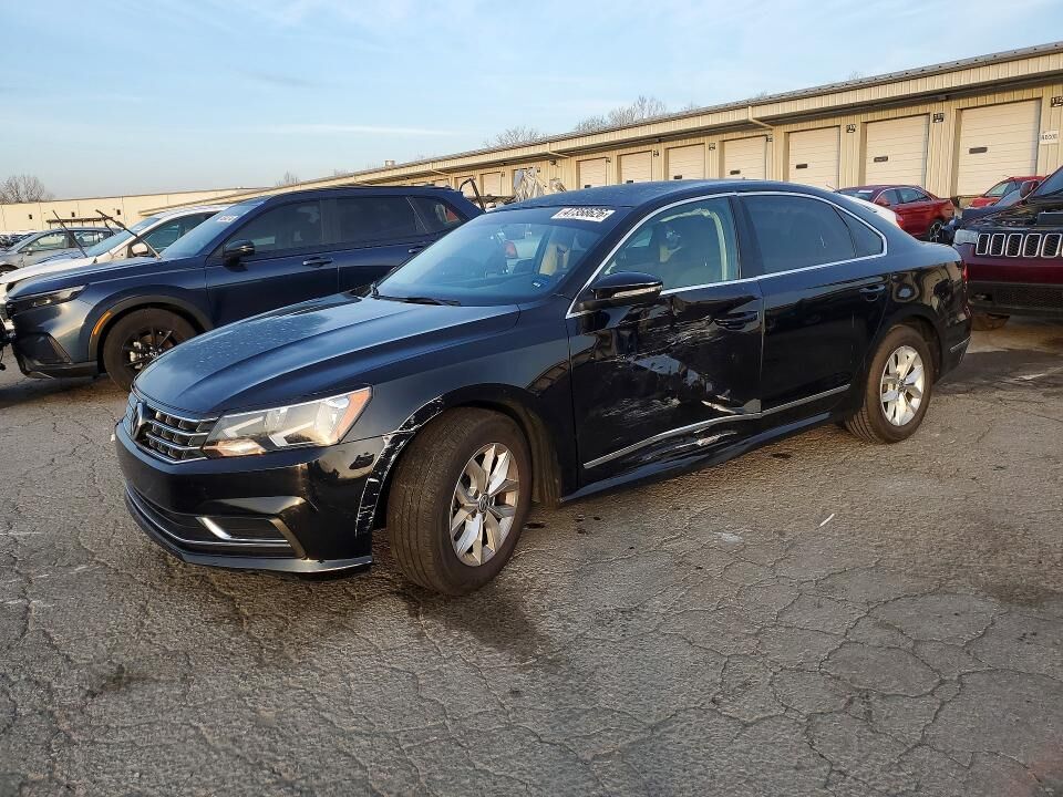 2017 VOLKSWAGEN Passat