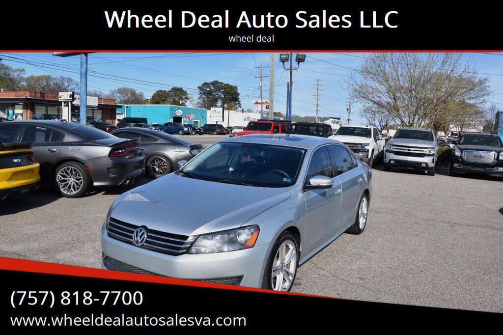 2014 VOLKSWAGEN Passat