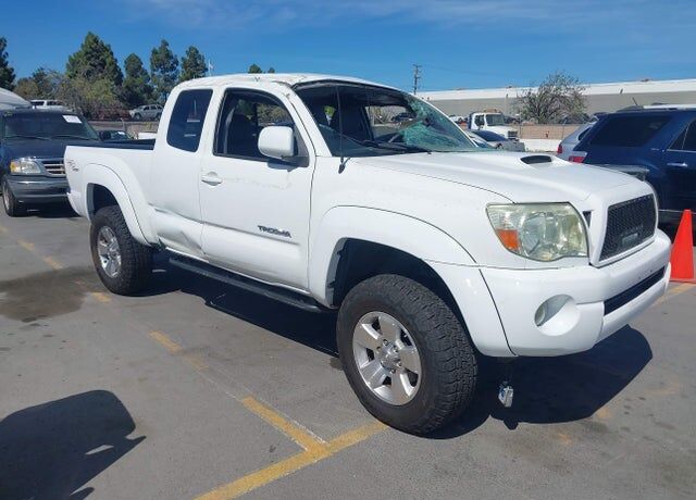 2008 TOYOTA Tacoma