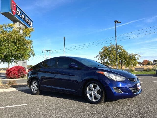 2011 HYUNDAI Elantra