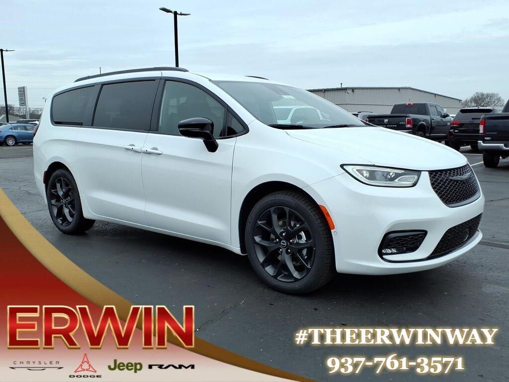 2026 CHRYSLER Pacifica