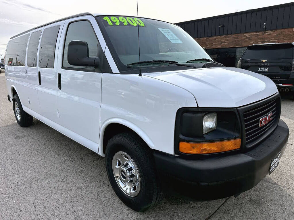 2010 GMC Savana