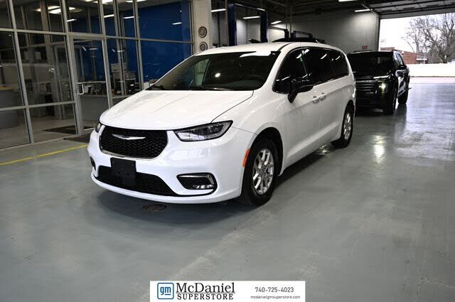 2025 CHRYSLER Pacifica