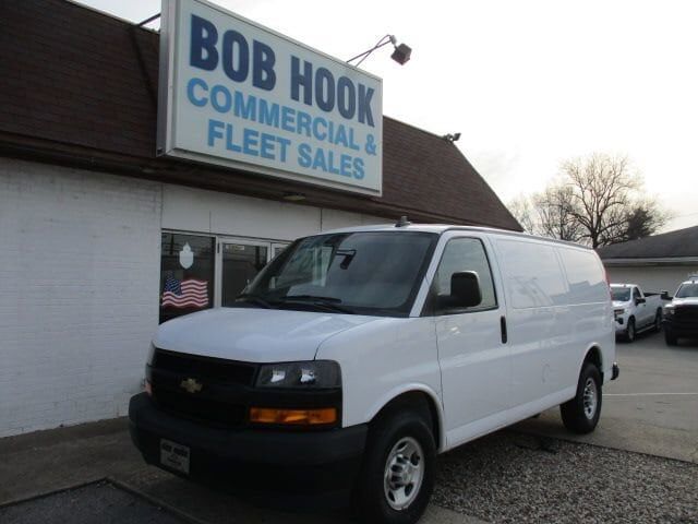 2020 CHEVROLET Express
