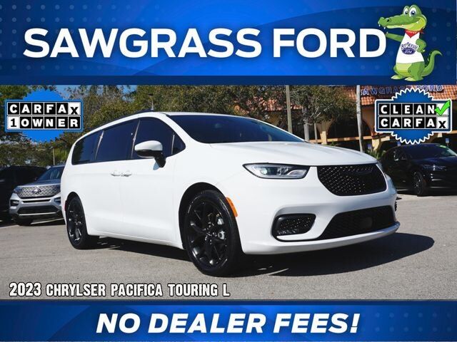 2023 CHRYSLER Pacifica