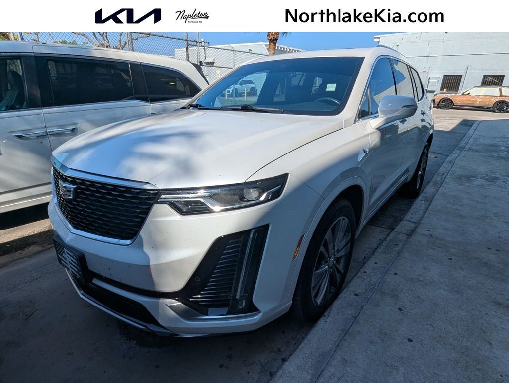 2021 CADILLAC XT6