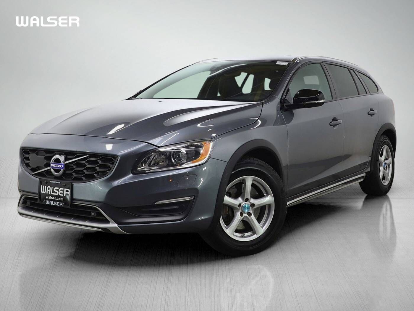 2016 VOLVO V60CC