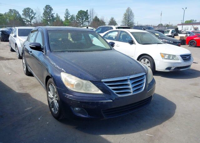 2010 HYUNDAI Genesis